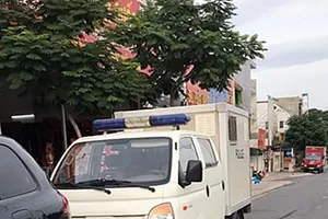 Công an bắt giám đốc Công ty Địa ốc Hưng Thịnh Phát