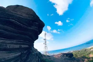 Tạm ngưng đón khách du lịch ra đảo Phú Quý