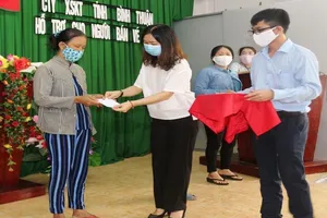 Bình Thuận: Hơn 450 tỉ đồng hỗ trợ người khó khăn do COVID-19 