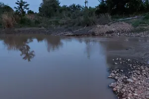 Bình Thuận: 3 học sinh tiểu học tắm sông bị chết đuối 