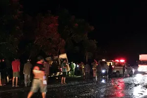 Bình Thuận: 8 người chết sau tai nạn giữa xe khách và ô tô tải