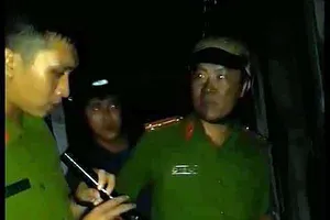 Cứu sống 5 người trong căn nhà bị tưới xăng phóng hỏa 