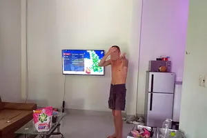 Bình Thuận: 1 người Nga trầm cảm đốt nhà người cưu mang mình