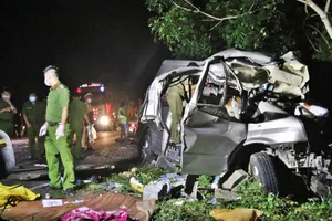 Khởi tố người giao ô tô cho phụ xe gây tai nạn chết 8 người