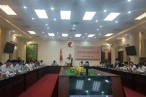 Vì sao không đấu giá 4 dự án 'lùm xùm' ở Bình Thuận?