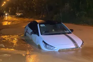 Bình Thuận chỉ đạo khẩn kiểm tra các dự án xây trên đồi cát