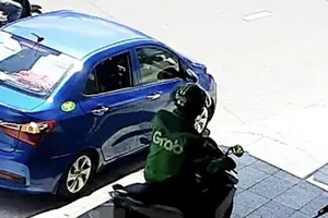 Kêu gọi GrabBike chở người mắc COVID-19 tại Phan Thiết ra khai báo