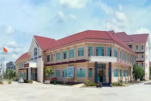 Bình Thuận chuyển công năng 2 bệnh viện thành nơi điều trị COVID-19