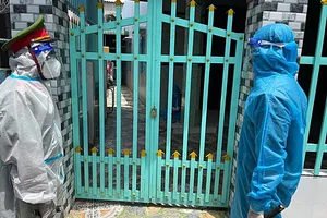 Đã tìm được bệnh nhân COVID-19 nghiện ma túy nhảy lầu bỏ trốn