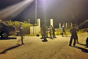 Nam thanh niên tử vong dưới rãnh nước ven đường