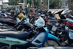 Phá đường dây trộm cắp, tiêu thụ xe gian, thu giữ 87 xe máy các loại