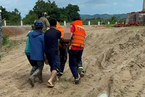 Tìm được thi thể người đàn ông nhảy cầu ở Bình Thuận