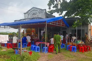 2 nhóm hỗn chiến, 1 thanh niên bị đâm tử vong