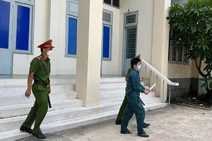 Thanh niên dụ dỗ bé gái qua Facebook, nhiều lần cho uống thuốc ngừa thai trước khi xâm hại