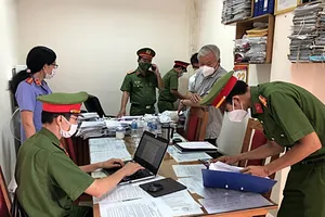 Đề nghị xử lý những người liên quan vụ phá hơn 2.600 m3 gỗ ở Bình Thuận