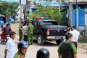 Bắt bị can trốn truy nã vào TPHCM trong vỏ bọc grabiker