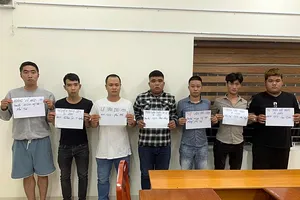 Triệu tập 7 người trong nhóm tín dụng đen đánh đập, dọa giết con nợ 