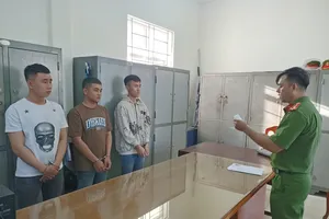 Nhóm thanh niên vô cớ tấn công người khác gây thương tật 60%