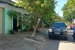 C01 Bộ Công an khám xét nhà riêng Phó Chủ tịch UBND tỉnh Bình Thuận