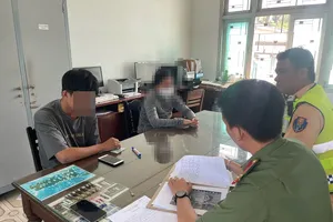 Công an làm việc với người 'bốc đầu' xe ở Bình Thuận đăng Tiktok 