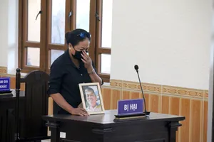 Xét xử vụ xe Mercedes tông chết người ở Phan Thiết 