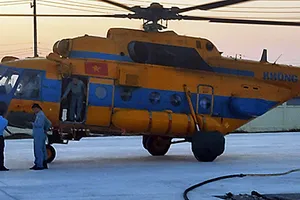 Trực thăng Mi-171 tìm 2 thuyền viên mất tích trên biển Bình Thuận