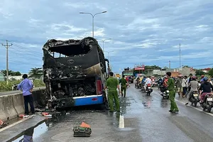 Cảnh sát chỉ cách phòng ngừa, xử lý khi ô tô, xe máy bị cháy