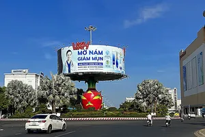 Thông cáo báo chí liên quan công trình trái thanh long “khủng” ở Phan Thiết