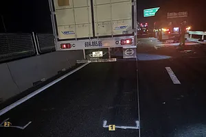 Xe tải va chạm ô tô khách trên cao tốc Vĩnh Hảo - Phan Thiết, 1 người tử vong