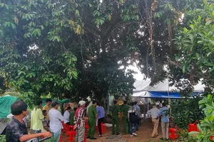 Trắng đêm tìm thuyền viên mất tích khi lặn gỡ mỏ neo tàu cá