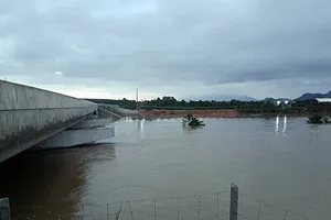 Yêu cầu kiểm điểm tập thể, cá nhân liên quan sự cố cao tốc Phan Thiết - Dầu Giây ngập nước