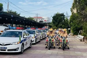 CSGT Bình Thuận: Phạt 53 trường hợp, tước 12 giấy phép lái xe sau 1 ngày ra quân 