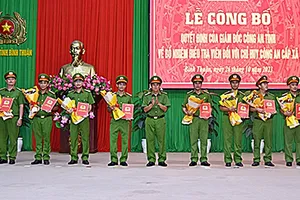 Công an Bình Thuận bổ nhiệm 30 điều tra viên là chỉ huy công an cấp xã