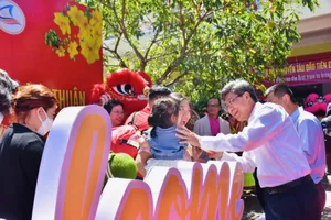 Lượng khách 'khủng" đến Bình Thuận du lịch trong 5 ngày Tết