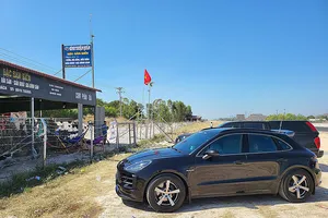 Tháo dỡ 'trạm dừng chân' tự phát trên cao tốc Vĩnh Hảo-Phan Thiết