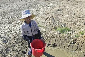 Tháng 4 giữa 'chảo lửa' Bình Thuận