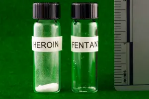 Công an khuyến cáo về ma túy tổng hợp fentanyl, chỉ dính vào tay cũng nhiễm độc