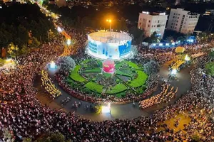 Dừng Lễ hội Trung thu lớn nhất Việt Nam để hỗ trợ đồng bào bị thiệt hại do bão số 3