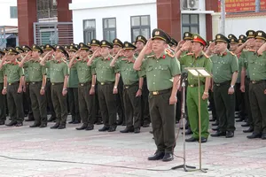 Bình Thuận: Khen thưởng chuyên án triệt phá 2 đường dây đánh bạc hơn 50 tỉ đồng