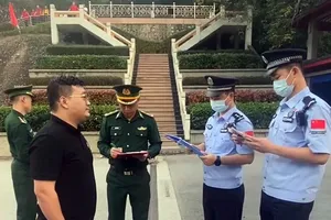 2 người Trung Quốc có lệnh truy nã quốc tế lẩn trốn tại Đắk Lắk bị bắt