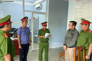 Tạm đình chỉ công tác thầy giáo xâm hại nữ sinh lớp 10 ở Bình Thuận