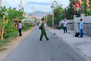 2 nhóm hỗn chiến bằng bom xăng, 1 người tử vong