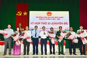 Miễn nhiệm chức Ủy viên UBND tỉnh Bình Thuận đối với 6 nguyên giám đốc sở