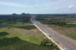 Khánh thành 2 tuyến đường 1.350 tỉ đồng kết nối cao tốc Phan Thiết-Dầu Giây
