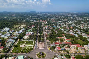 50 năm từ khói lửa Bình Tuy đến La Gi- đô thị bên bờ khát vọng