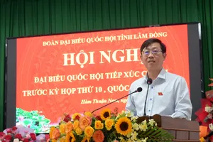 Xe máy cày bị 'giam lỏng' 15 năm, cử tri cầu cứu Đại biểu Quốc hội