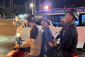 Khen thưởng đại úy cảnh sát bắt hung thủ giết người sau 25 phút gây án