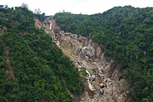 Công ty Trang trại Việt vẫn chưa tháo cạn các hồ chứa nước trên núi Tân Lai