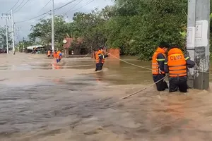 Lâm Đồng: Tìm thấy nạn nhân ngã xe máy bị lũ cuốn trôi sau 10 giờ mất tích
