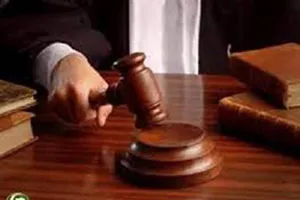 Chồng nộp đơn xin ly hôn vì vợ... quá dữ